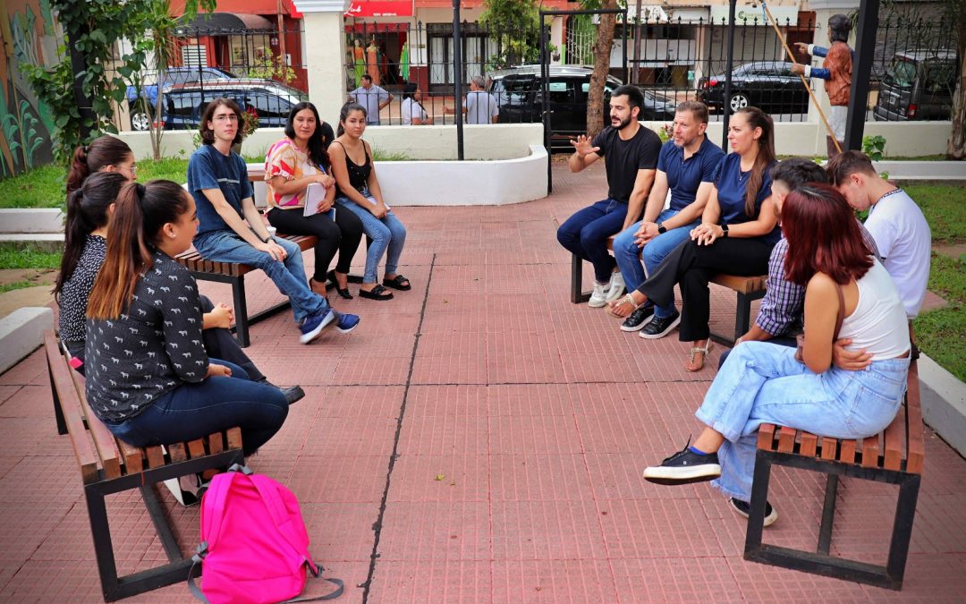 Enriquecedor encuentro entre concejales y jóvenes